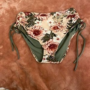 Kona Sol flower patterned bikini/ brand new.